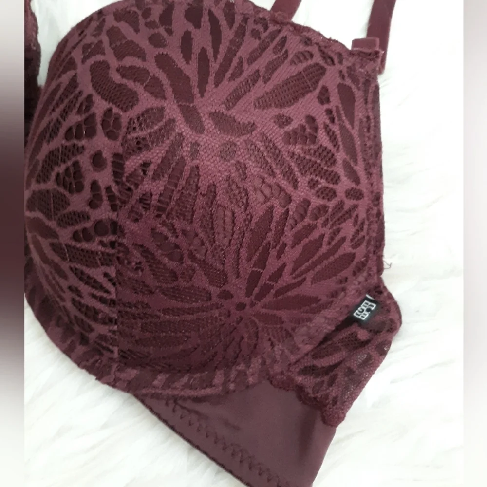 BCBGMAXAZRIA Lined Demi Bra 34C - Picture 2 of 5